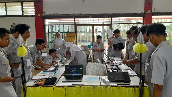 Pameran dan Pertunjukan: Wujud Pembelajaran Inovatif di SMK Telkom Purwokerto smkl_telkom_purwokerto.png