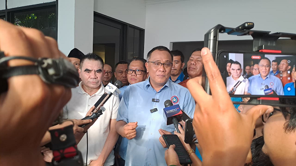 Jumhur Hidayat Himbau Meja Restauran Ditempel Stiker QRIS Untuk Uang Tip