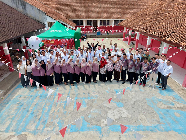 Bantu Sekolah Pelosok, erafone Donasikan Perangkat Teknologi dan Pelatihan Digital Lewat FBe 2026