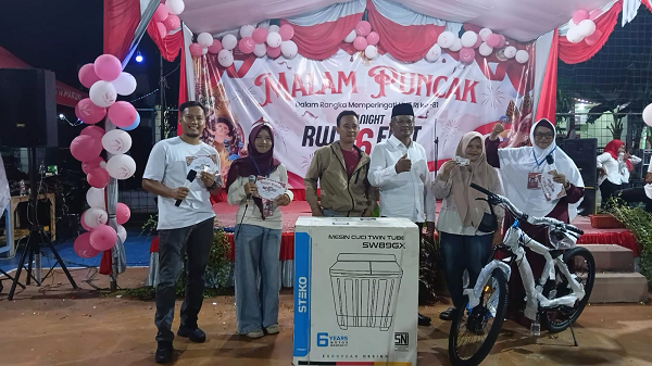 Malam Puncak HUT ke 81 RI : Warga 046 VGH Babelan Bekasi, Tampilkan Kreasi Budaya Nusantara